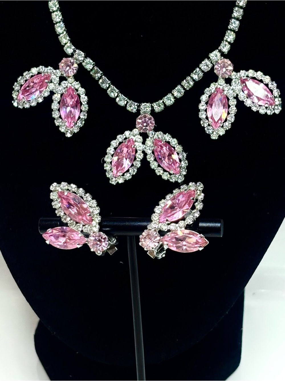 VTG Weiss Pastel Pink Rhinestone Rhodium Plated Necklace Earrings Set Signed - Picture 7 of 13